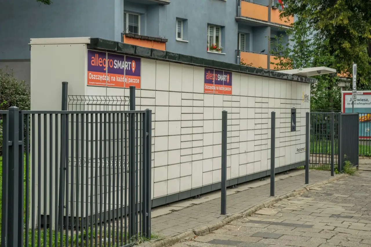 2025年零售门店形象设计趋势：三大动线规划技巧提升顾客停留时长
