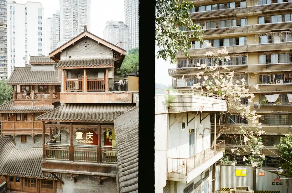 陈列手册与橱窗设计：海南连锁品牌终端形象升级的完整方案